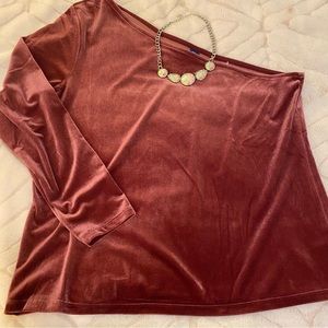 Old navy one sleeve velvet pink plus size top
